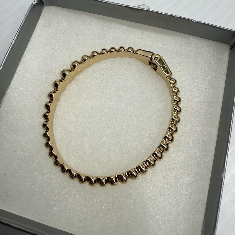 ETTIKA Gold Plated Beaded Rim Hinged Bangle Bracelet Modern Statement Jewelry - Picture 2 of 5